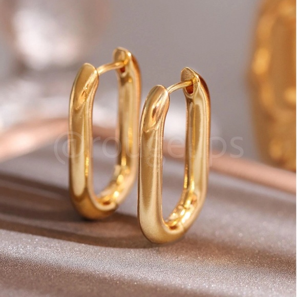 Gold Tone Rectangular Hoop Earrings Copper Minimalistic - Picture 1 of 5